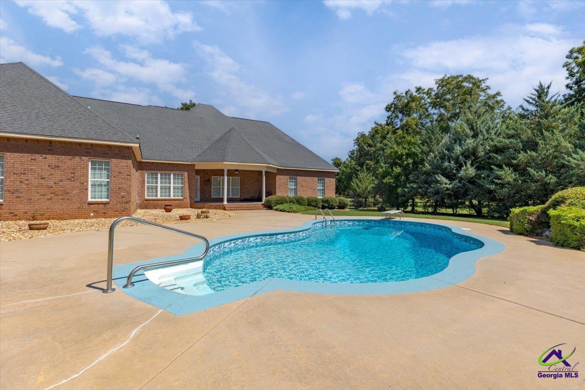 208 Liberty Trace