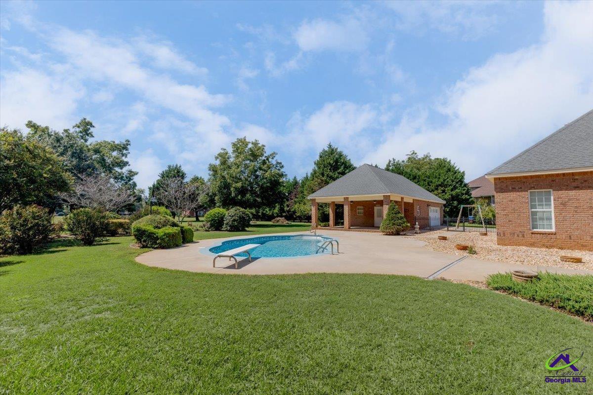 208 Liberty Trace