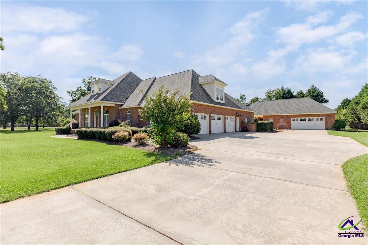 208 Liberty Trace