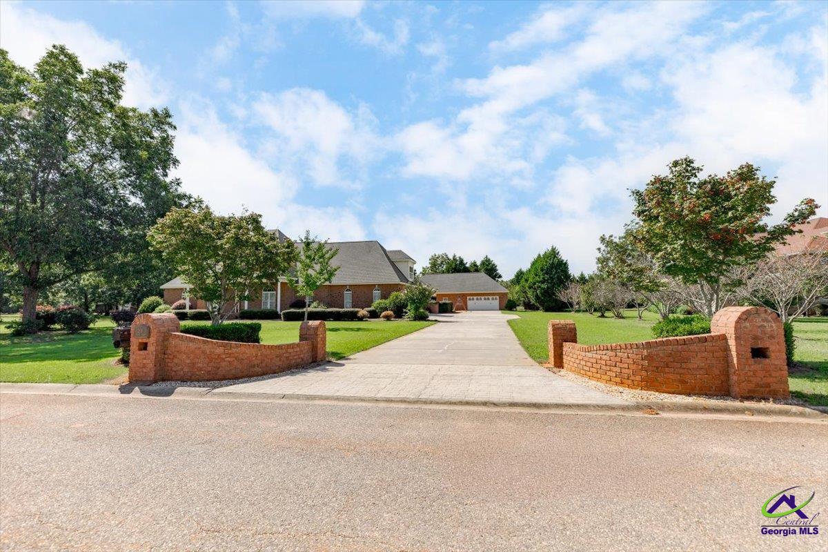 208 Liberty Trace
