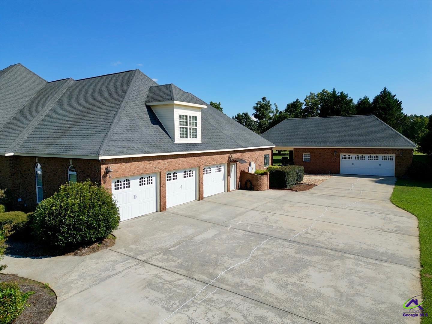 208 Liberty Trace