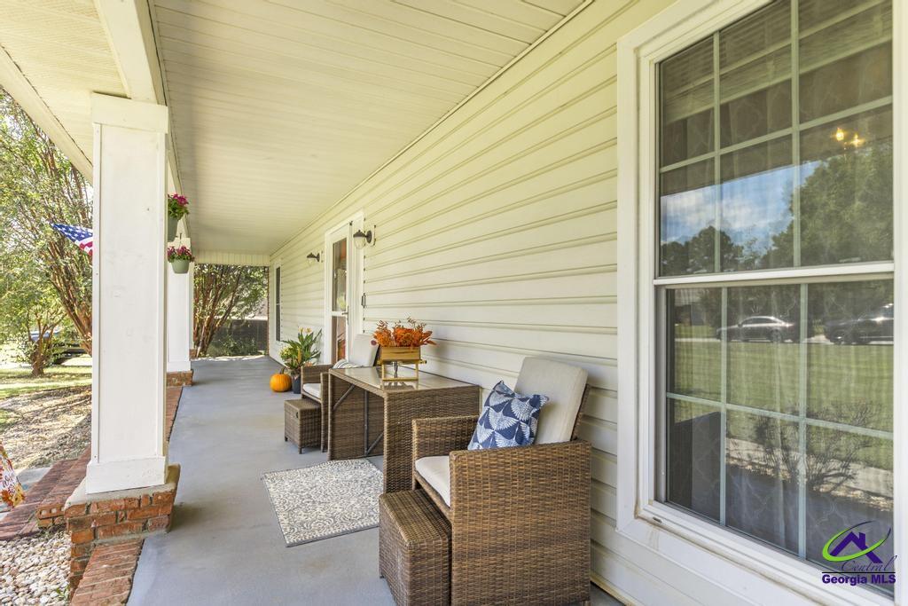112 Lake Lillian Dr