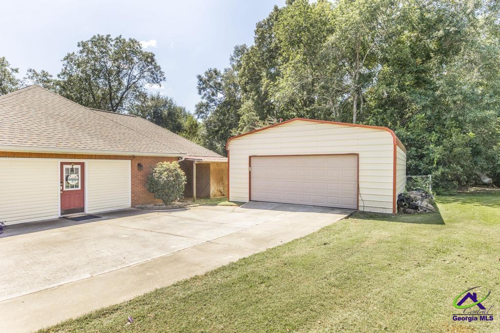 112 Lake Lillian Dr