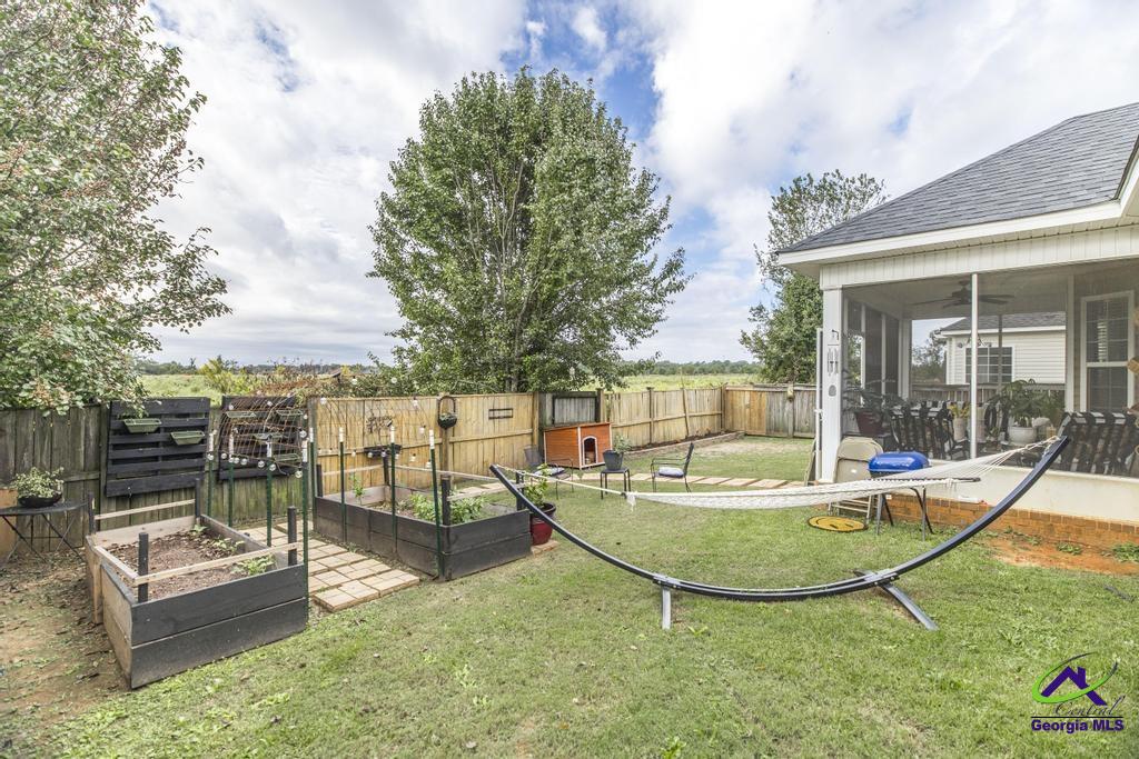 200 Amber Drive