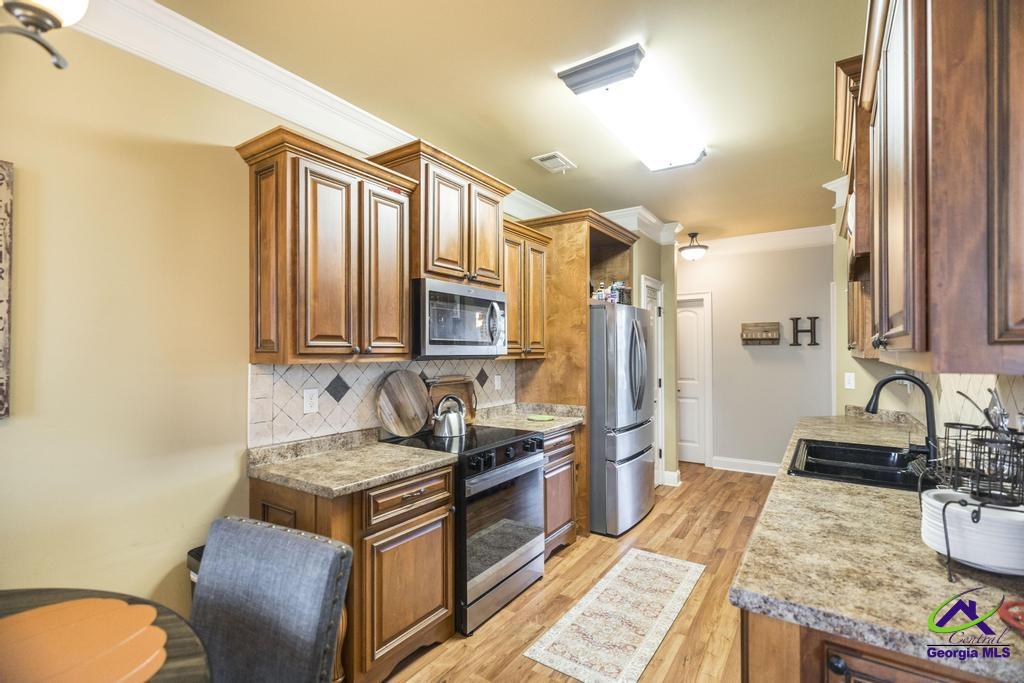 200 Amber Drive