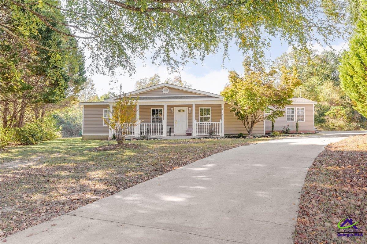 107 Chisom Trail