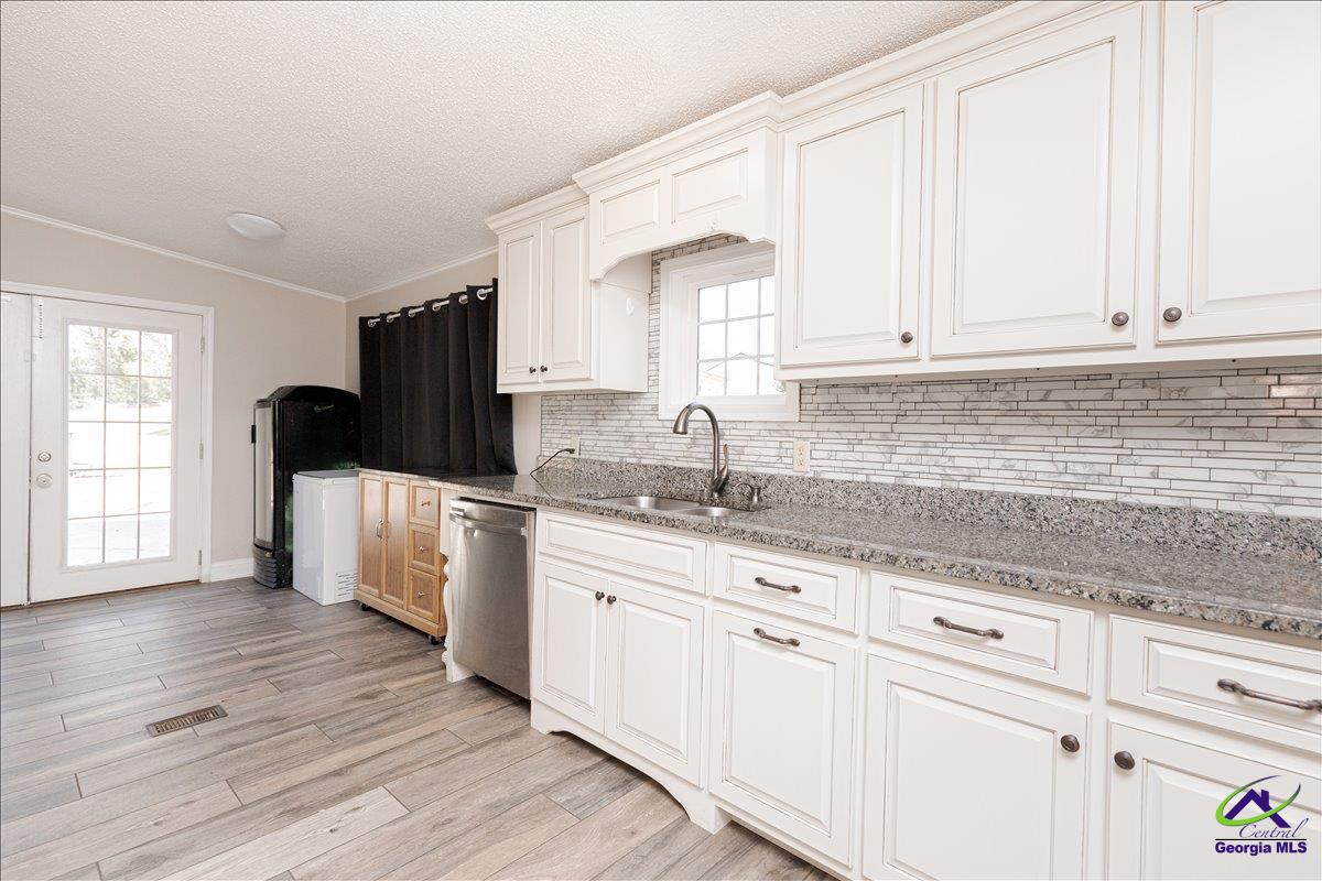 107 Chisom Trail