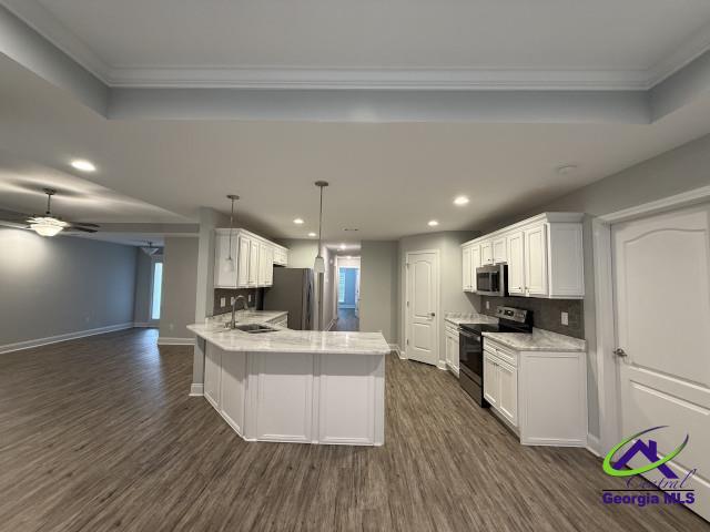 422 Lamplight Drive