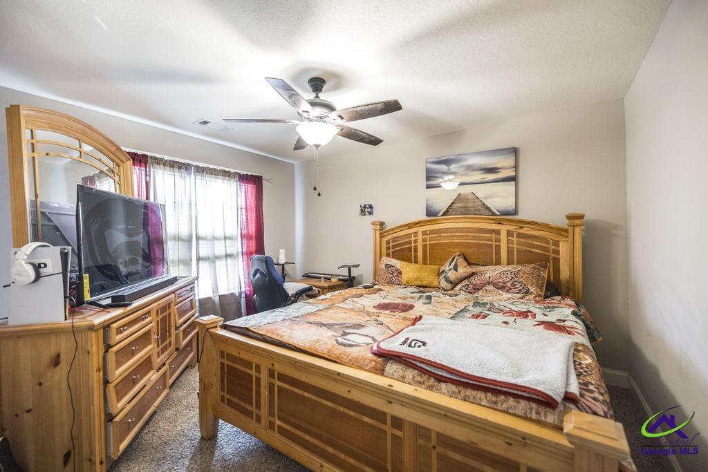 107 S Carmenville Drive