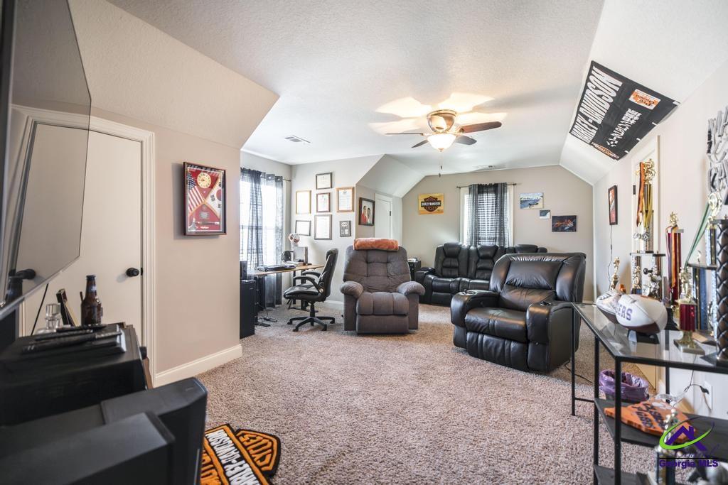 107 S Carmenville Drive