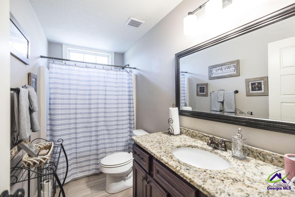 107 S Carmenville Drive
