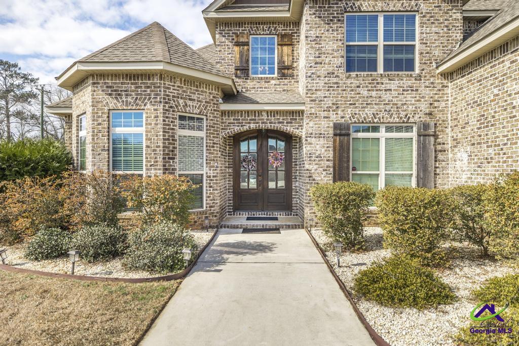 107 S Carmenville Drive