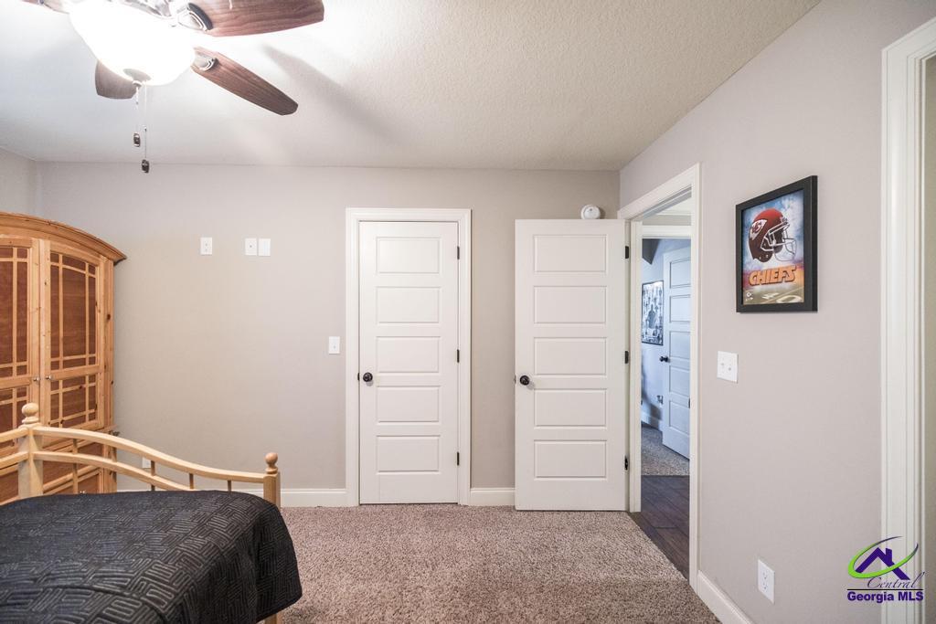 107 S Carmenville Drive