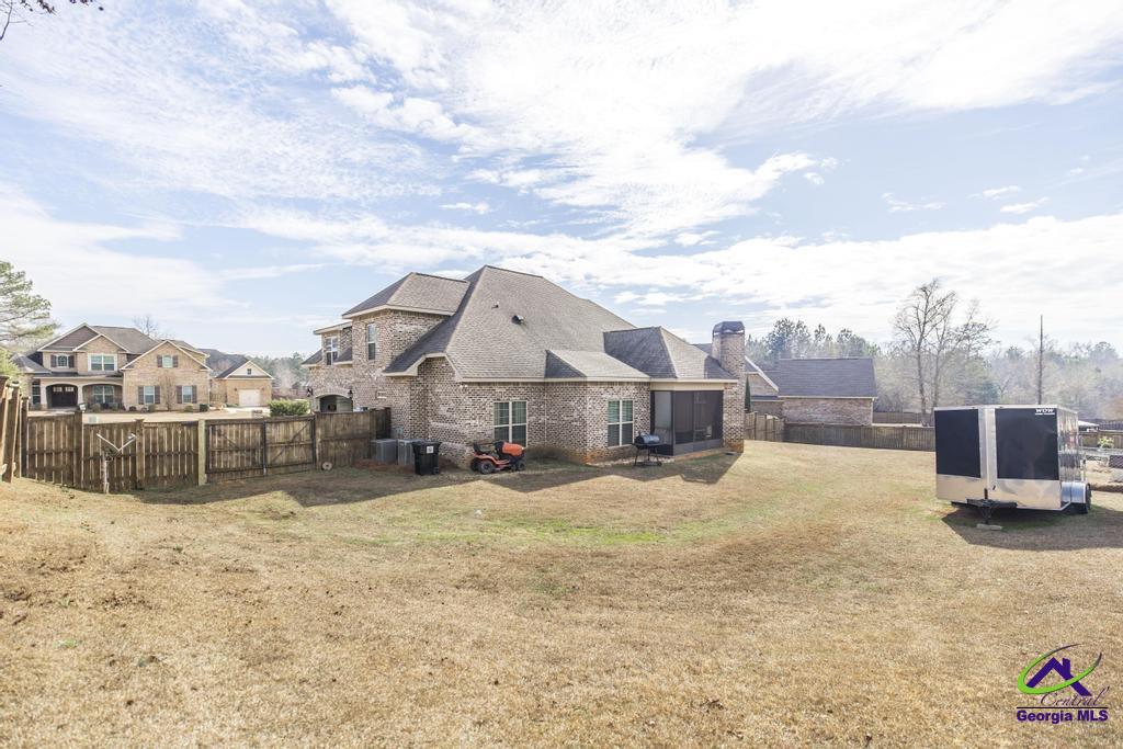 107 S Carmenville Drive