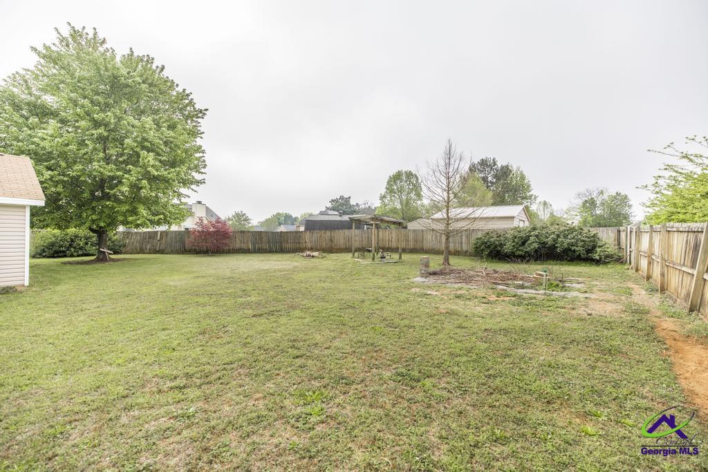 98 Gleneagle Dr