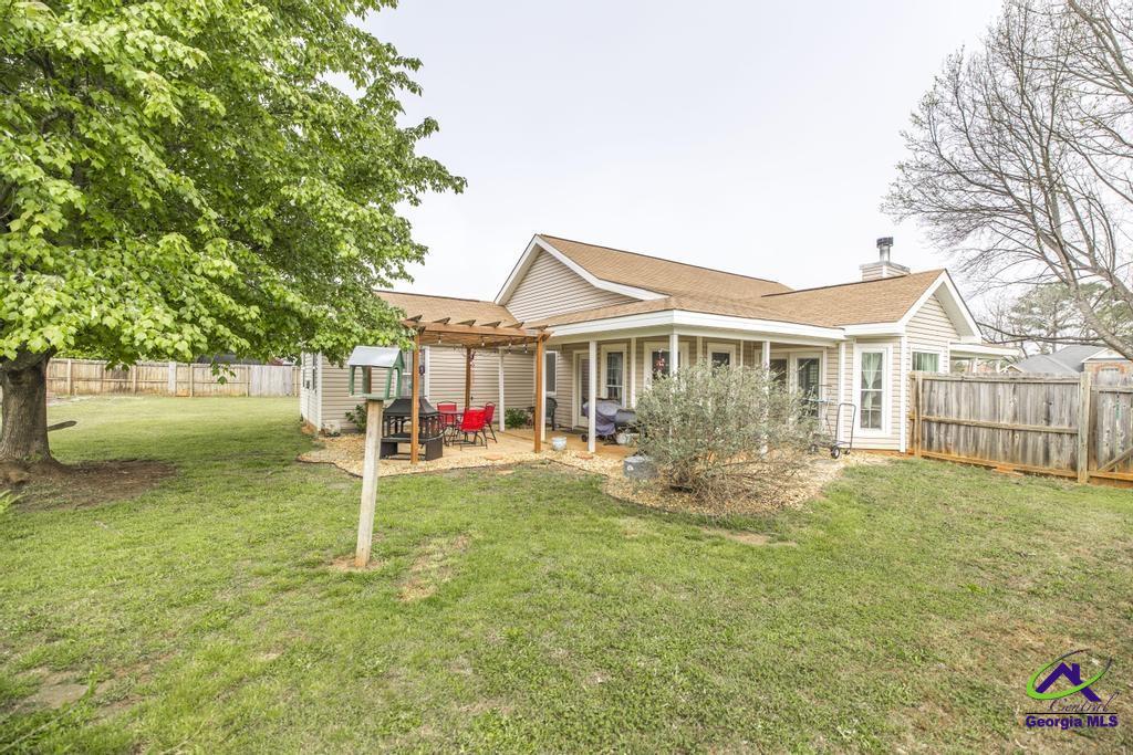 98 Gleneagle Dr
