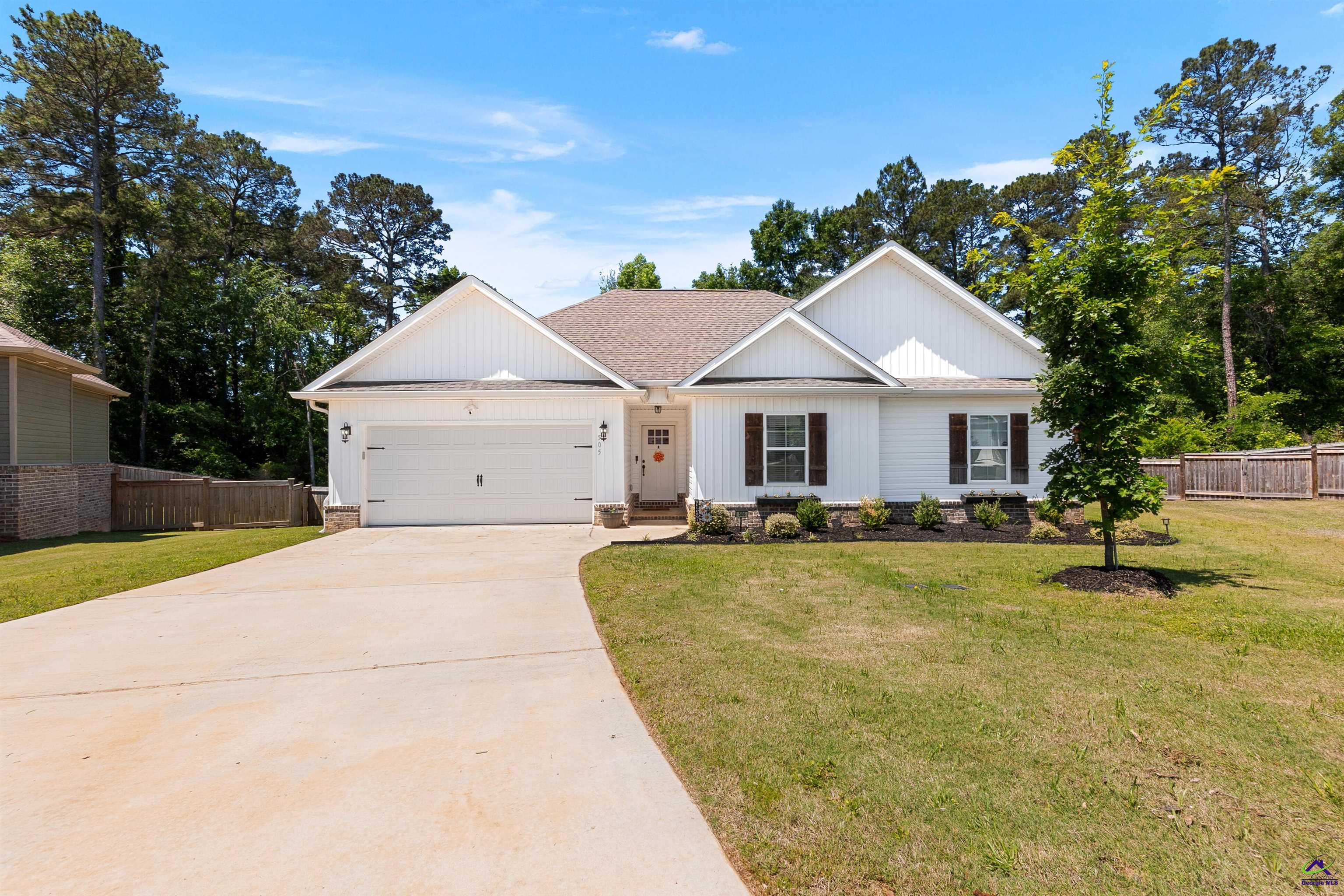 505 Avington Chase