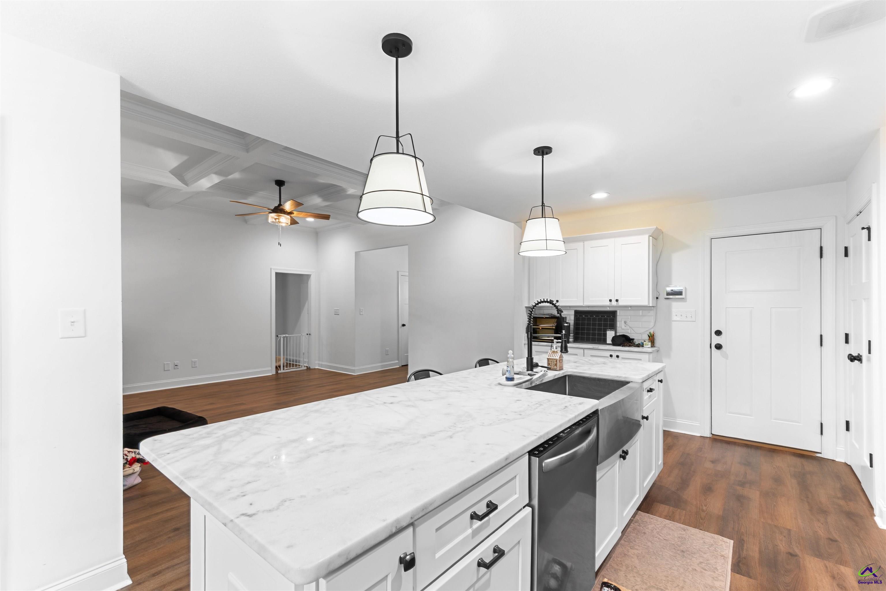 505 Avington Chase