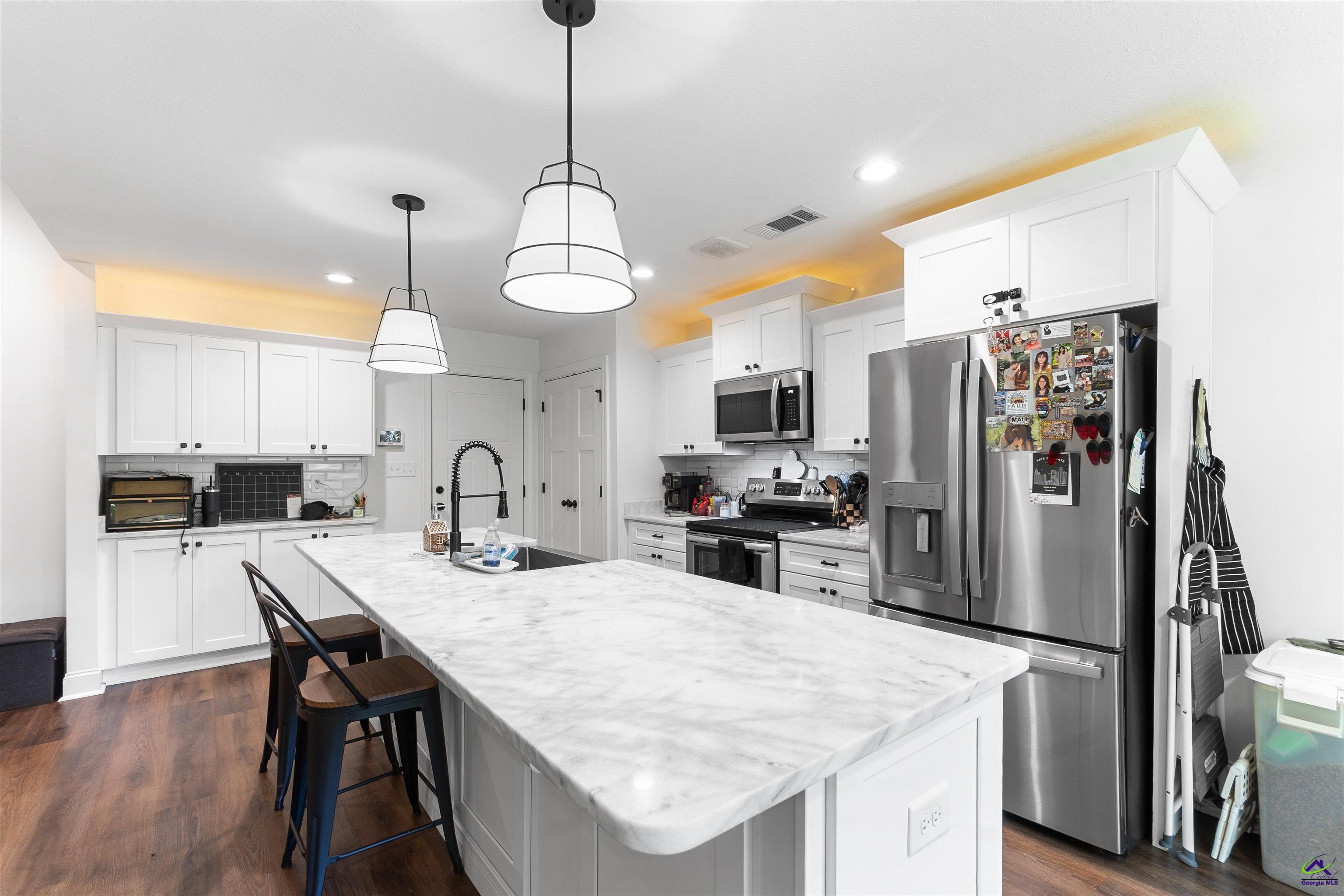 505 Avington Chase