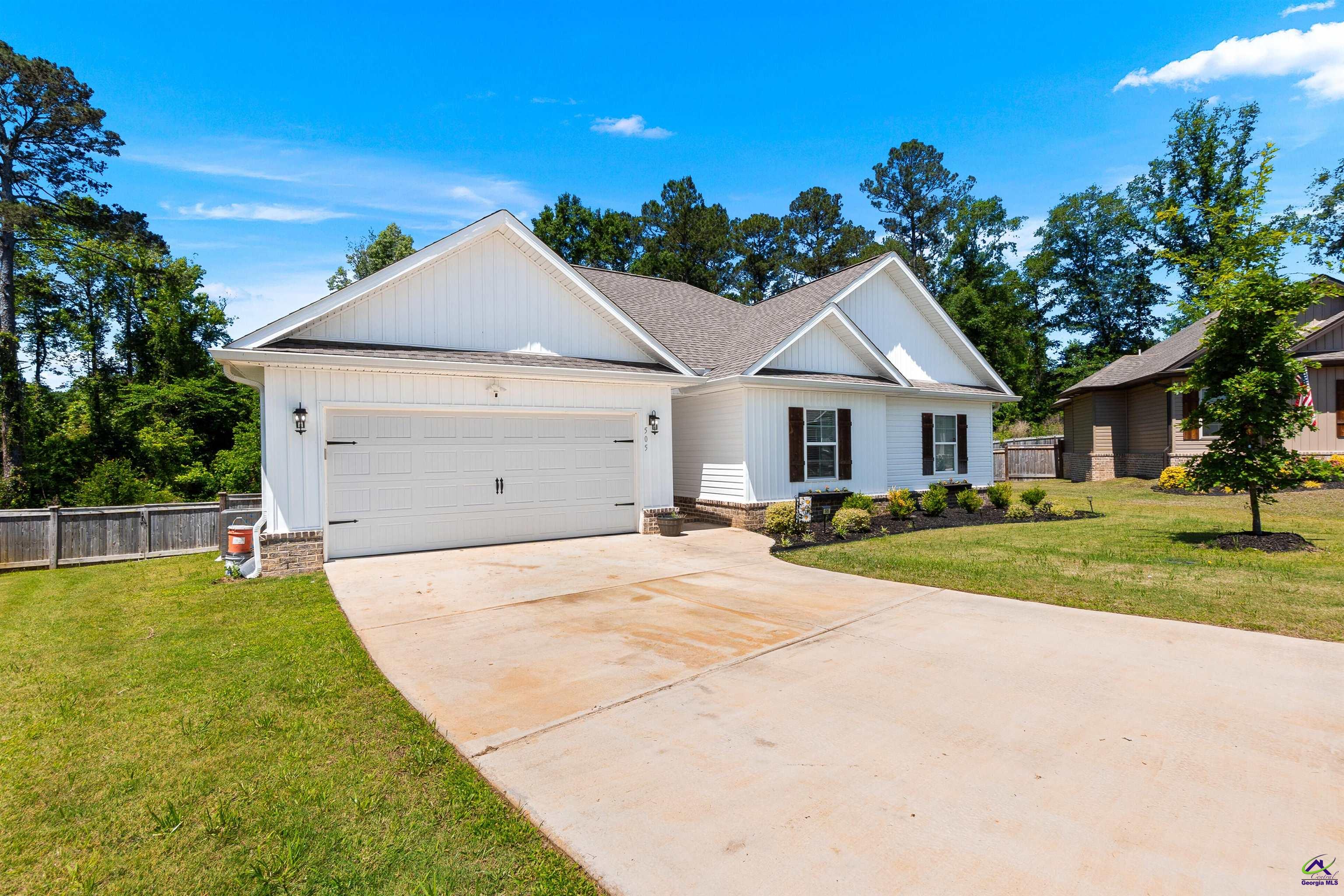 505 Avington Chase
