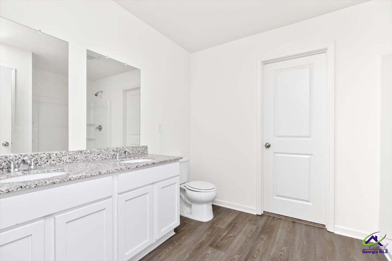 249 isabella Way