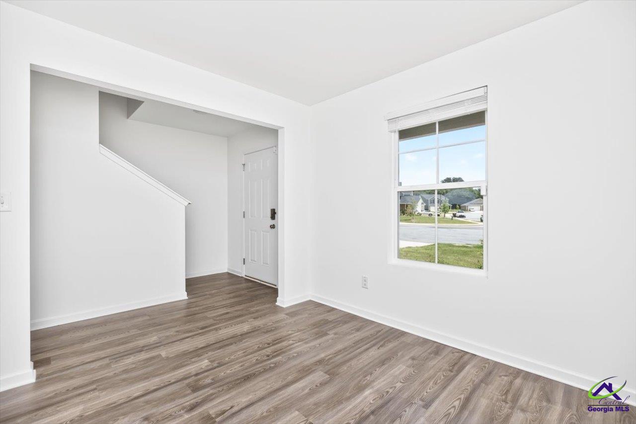 249 isabella Way