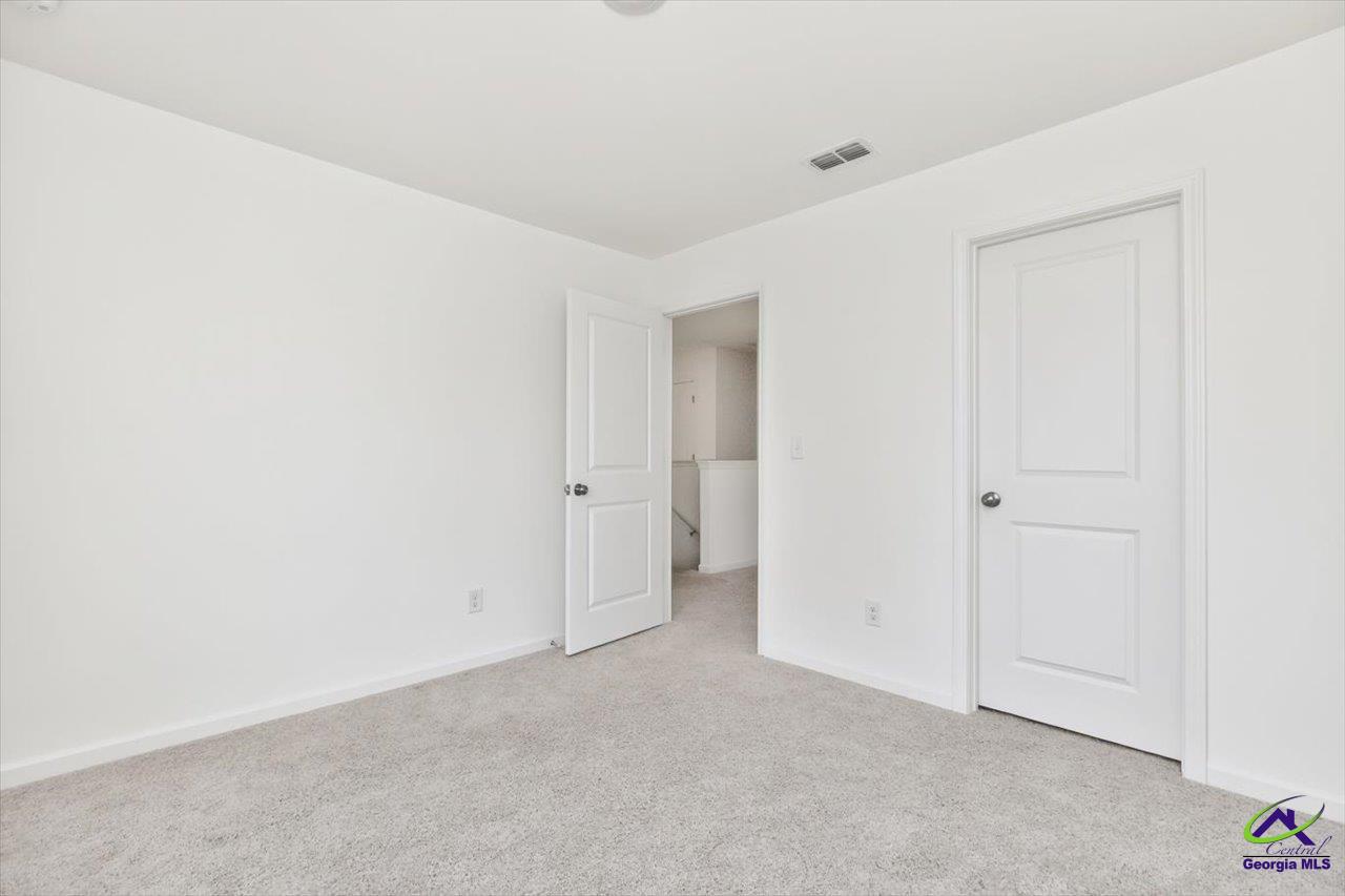 249 isabella Way