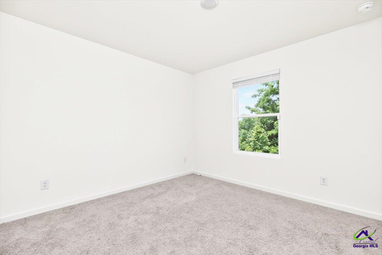 249 isabella Way