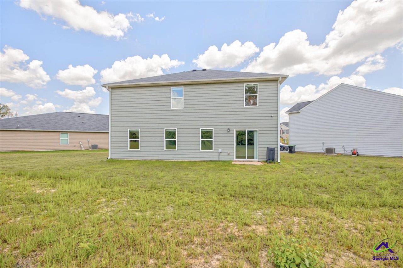 249 isabella Way