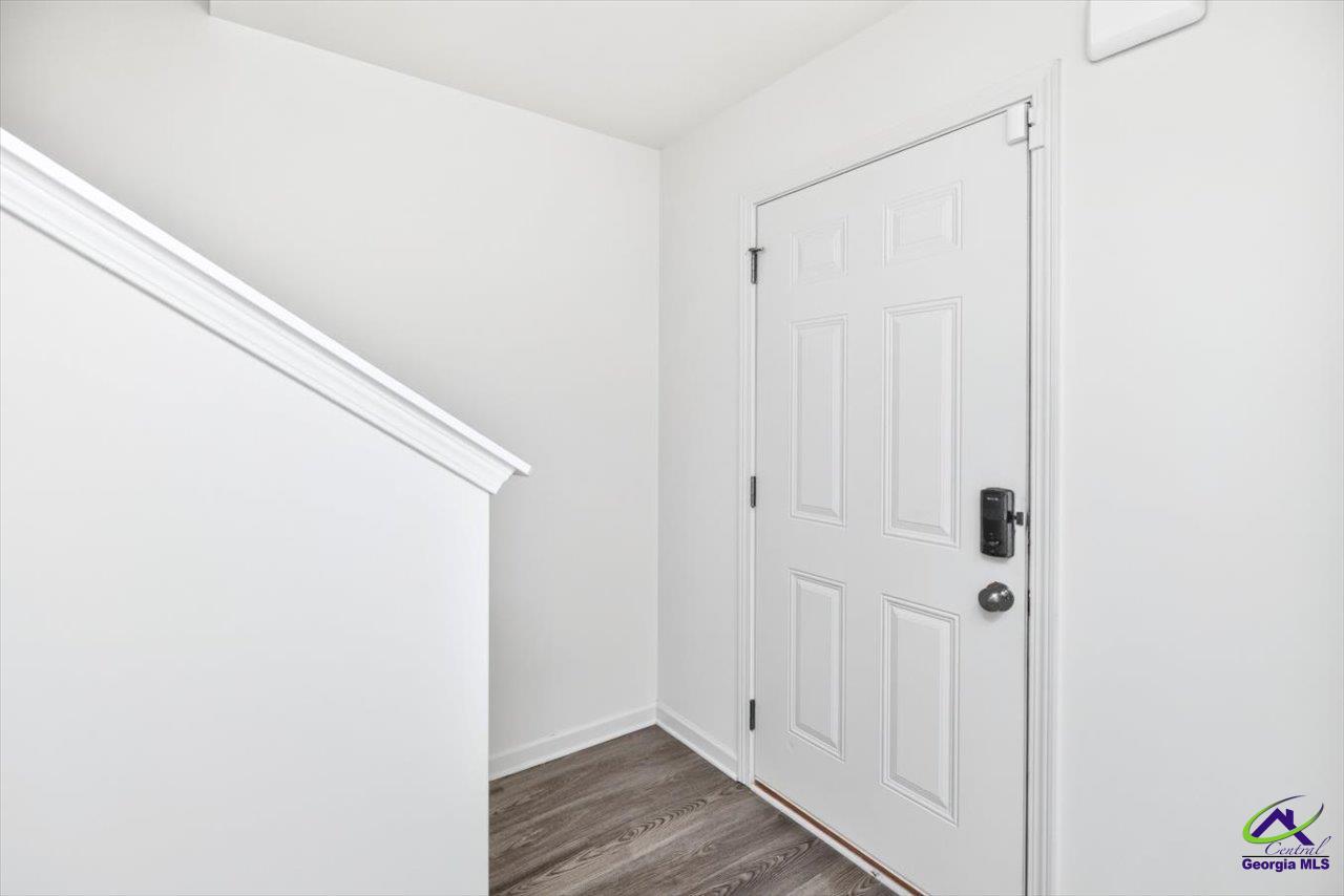 249 isabella Way