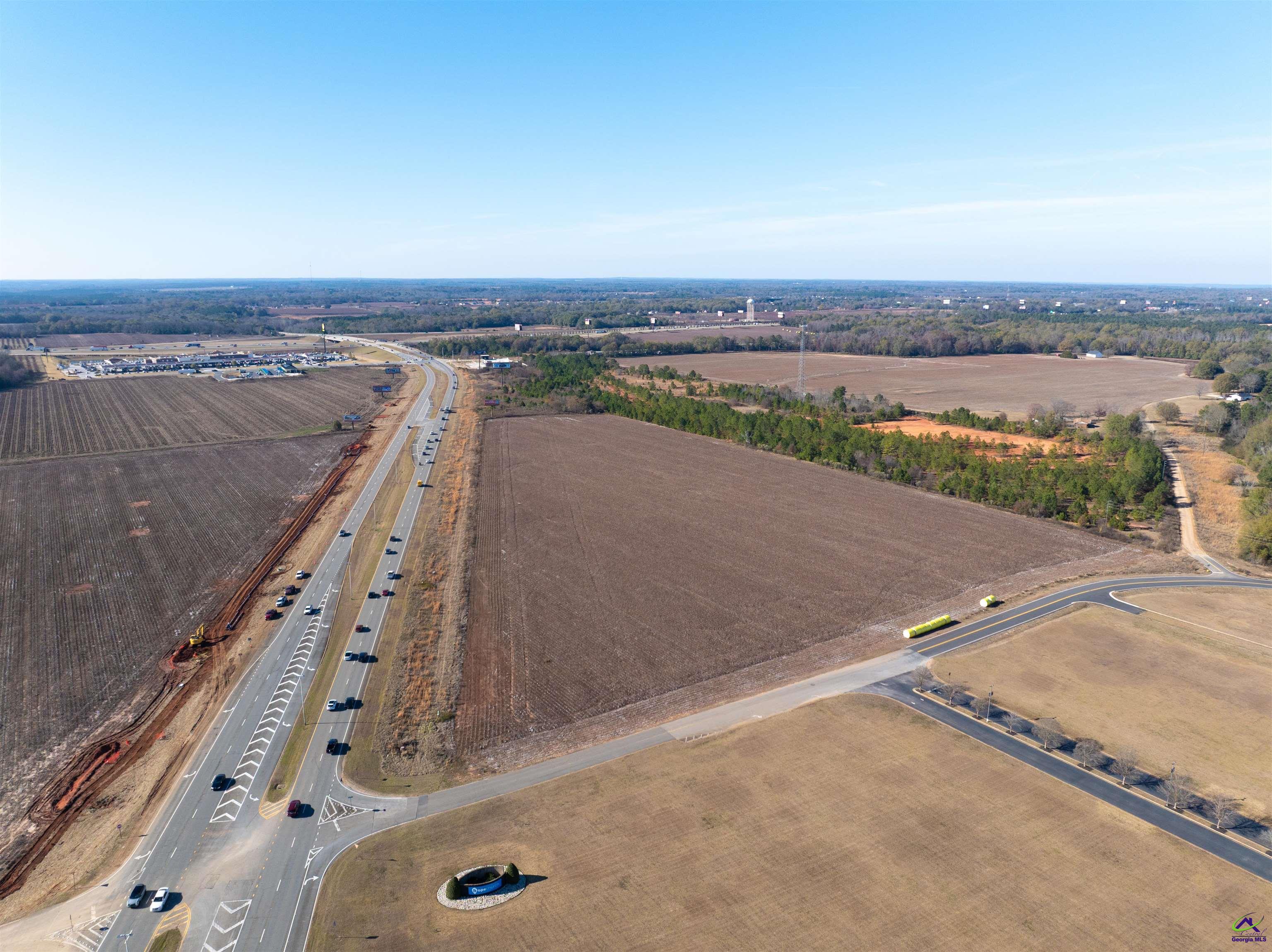 0 russell Parkway