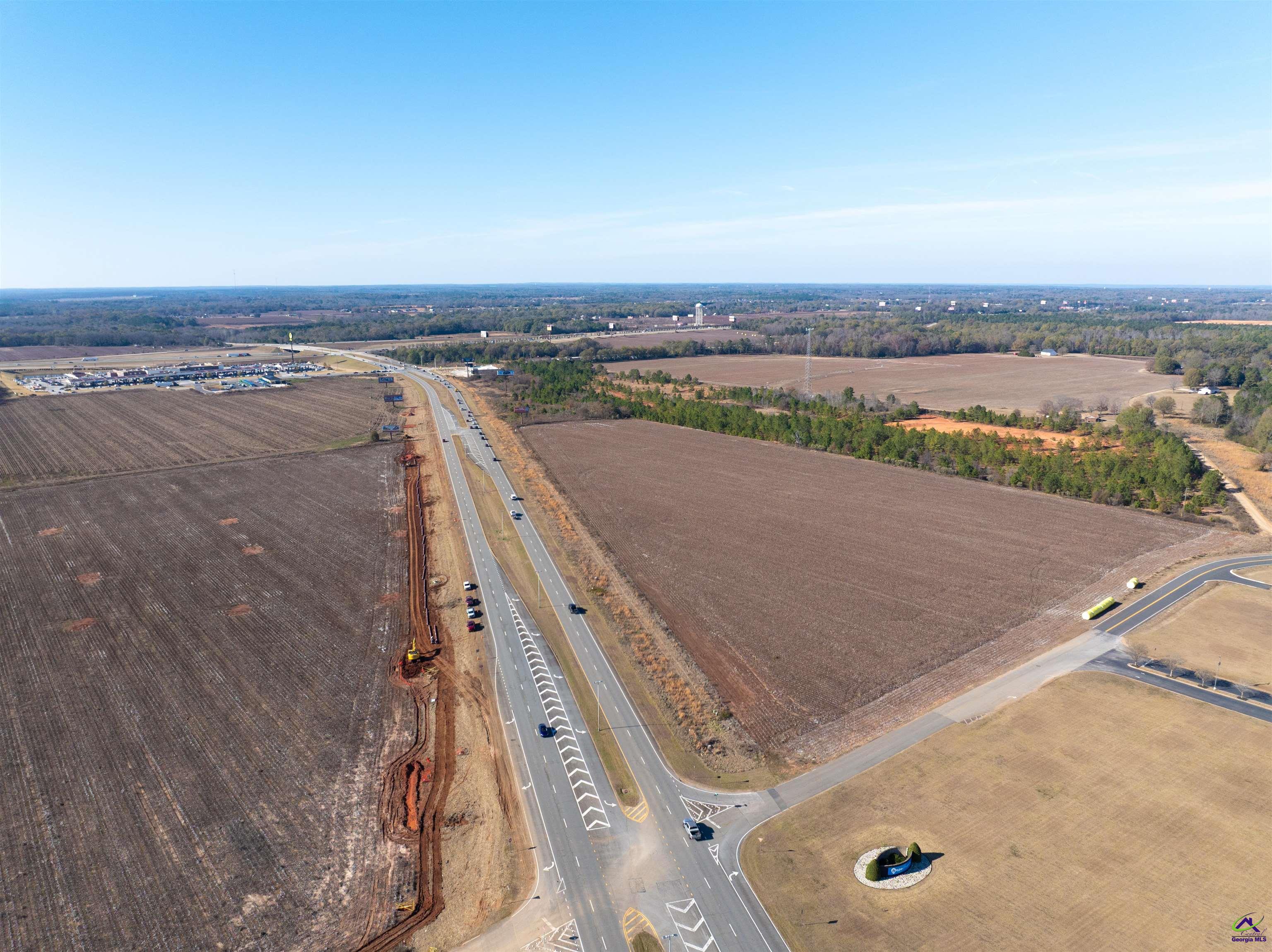 0 russell Parkway