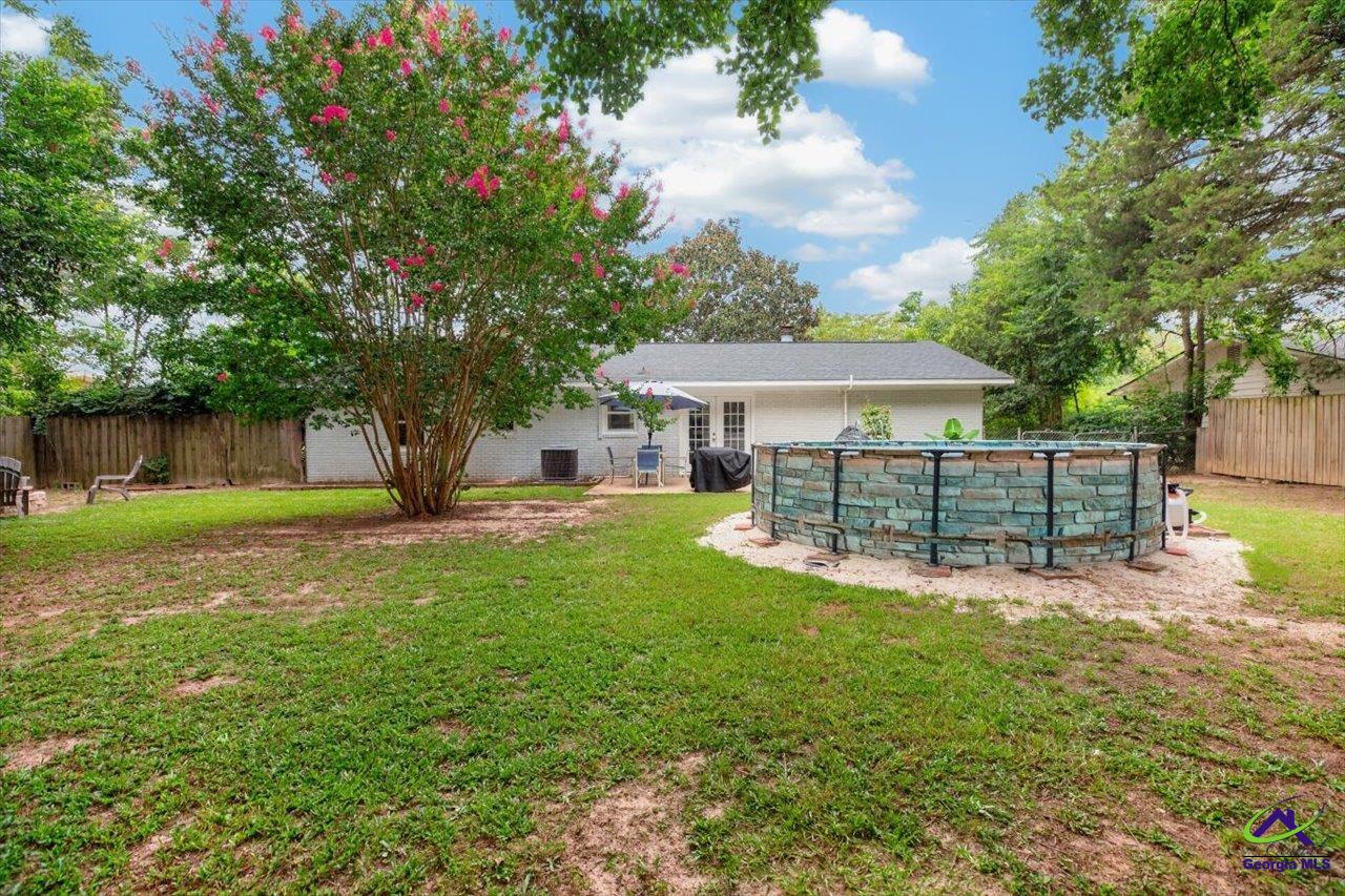 208 Mike Street