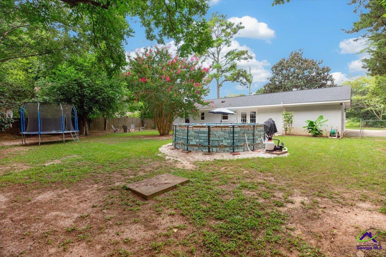 208 Mike Street