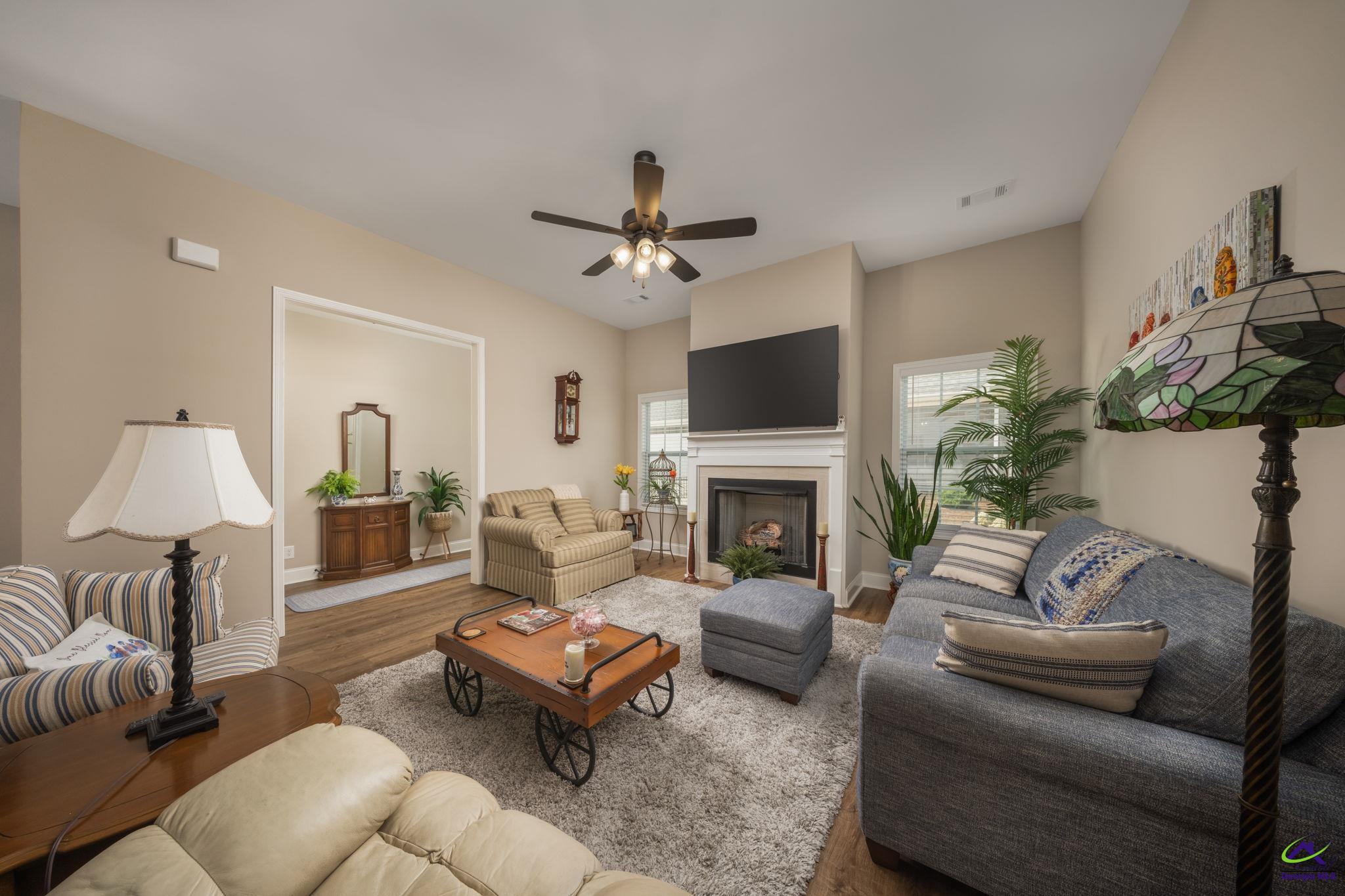 492 Nandina Court