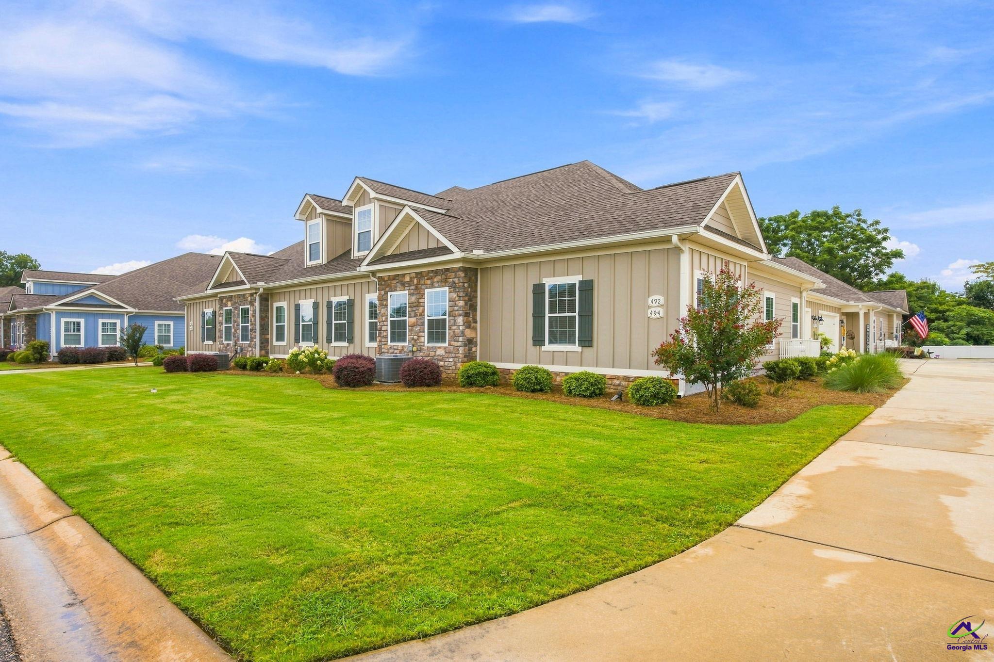492 Nandina Court