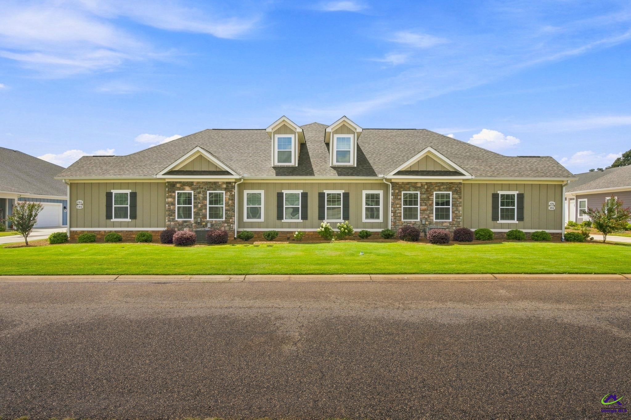 492 Nandina Court