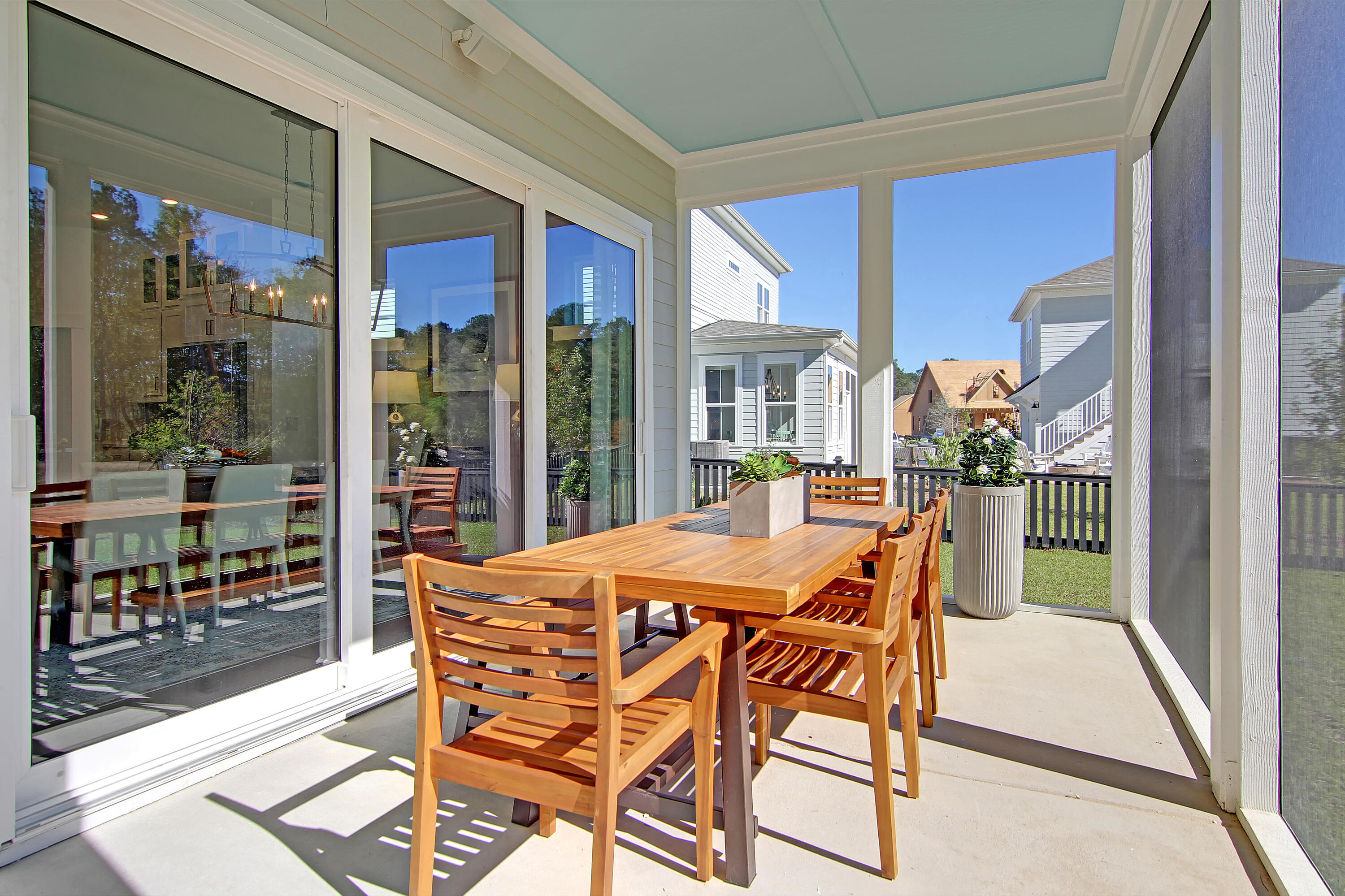 2213 Generals Street