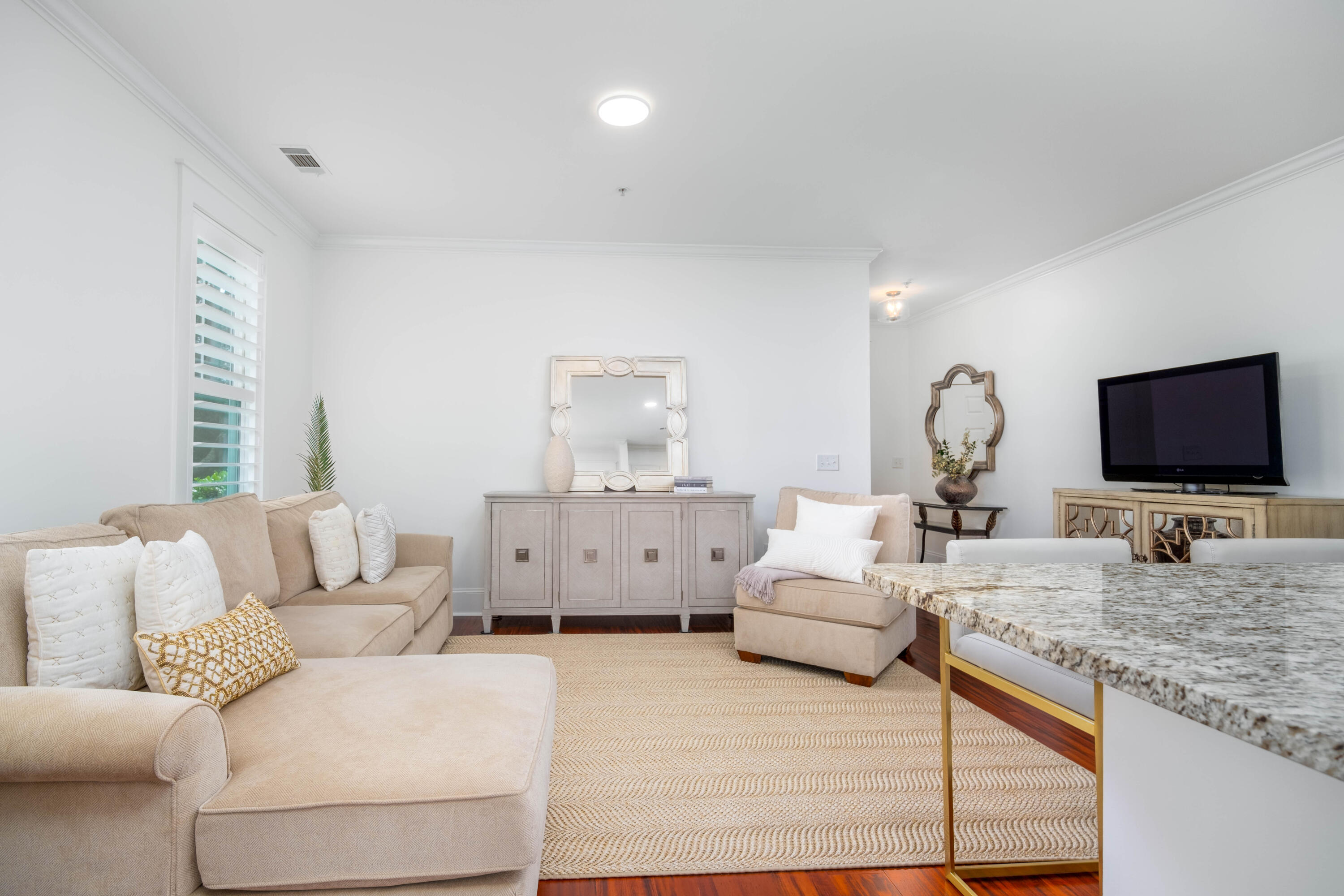 1225 Blakeway Street # 303
