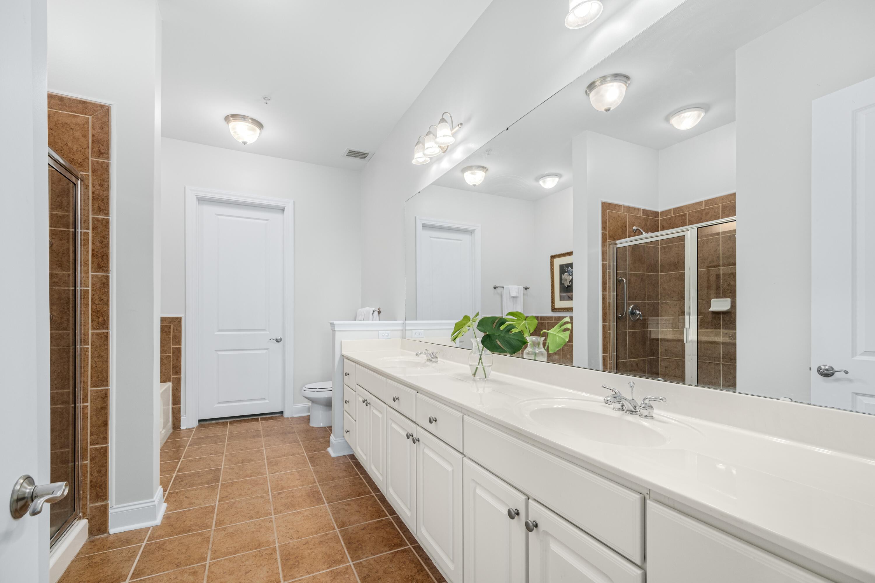 200 River Landing Drive # A Unit: 405 A