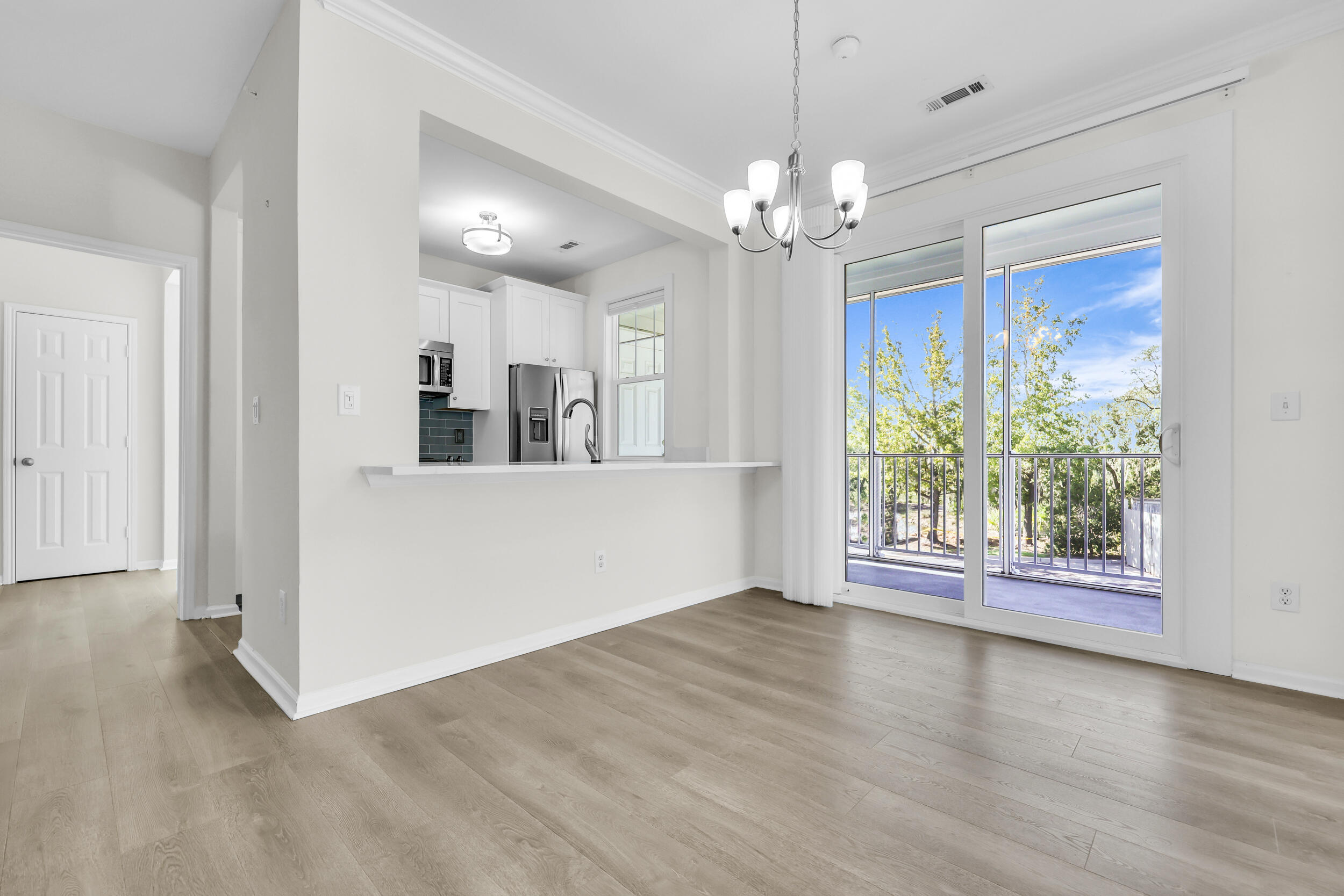 130 River Landing Drive # 7200