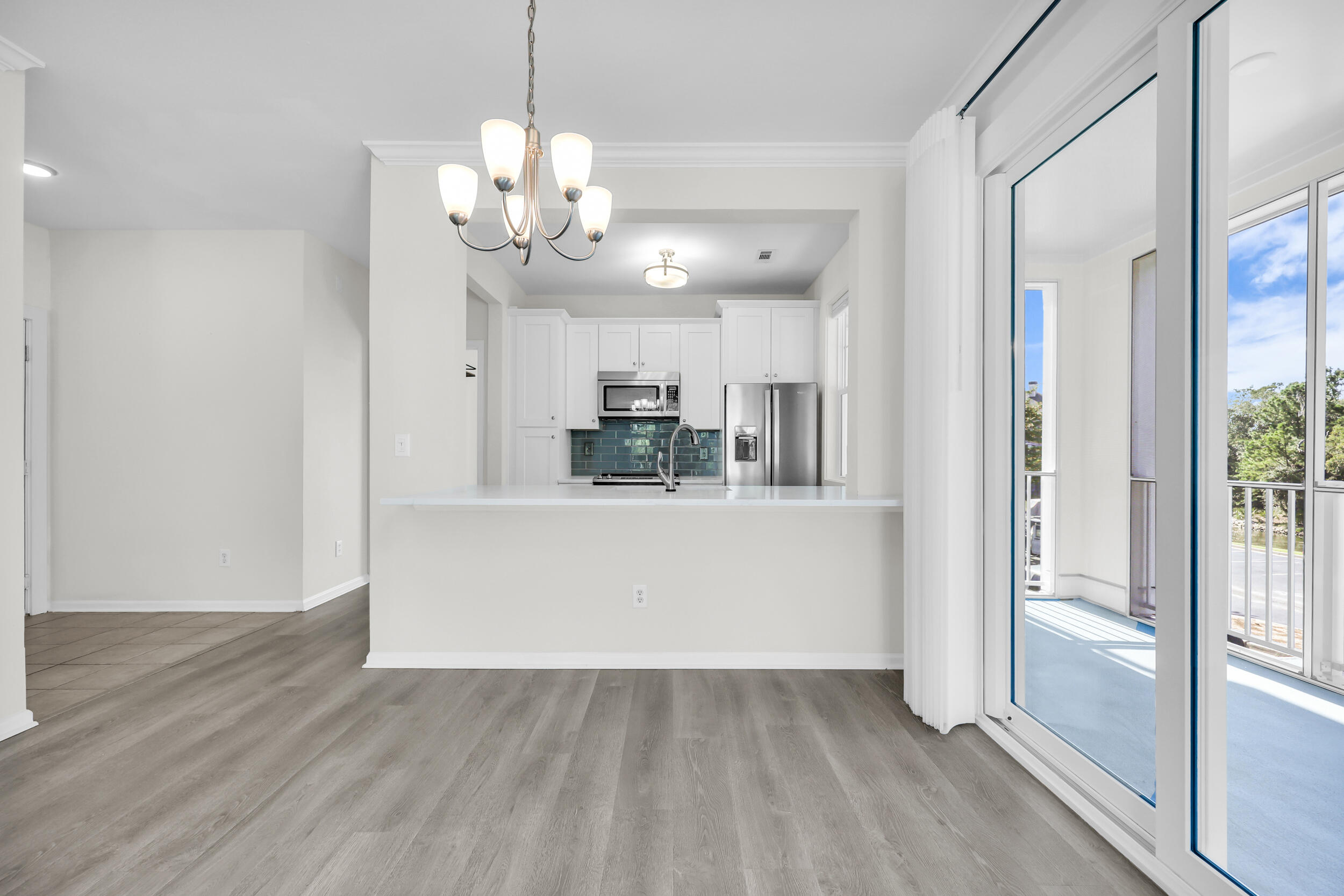 130 River Landing Drive # 7200
