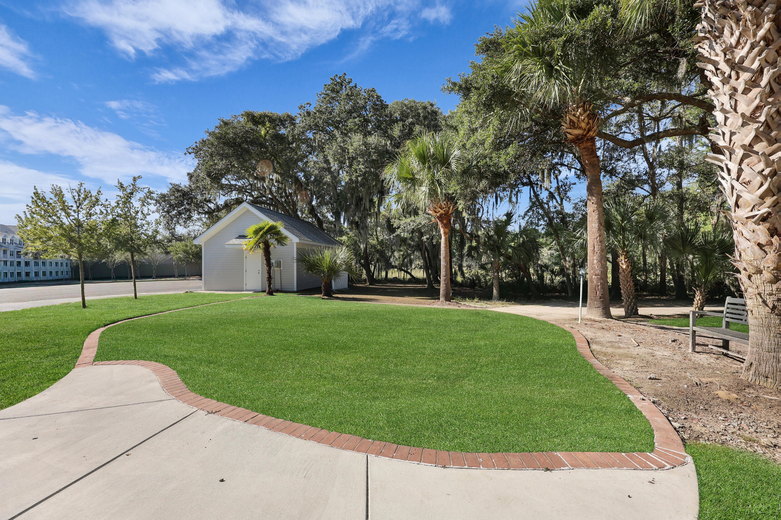 130 River Landing Drive # 7200