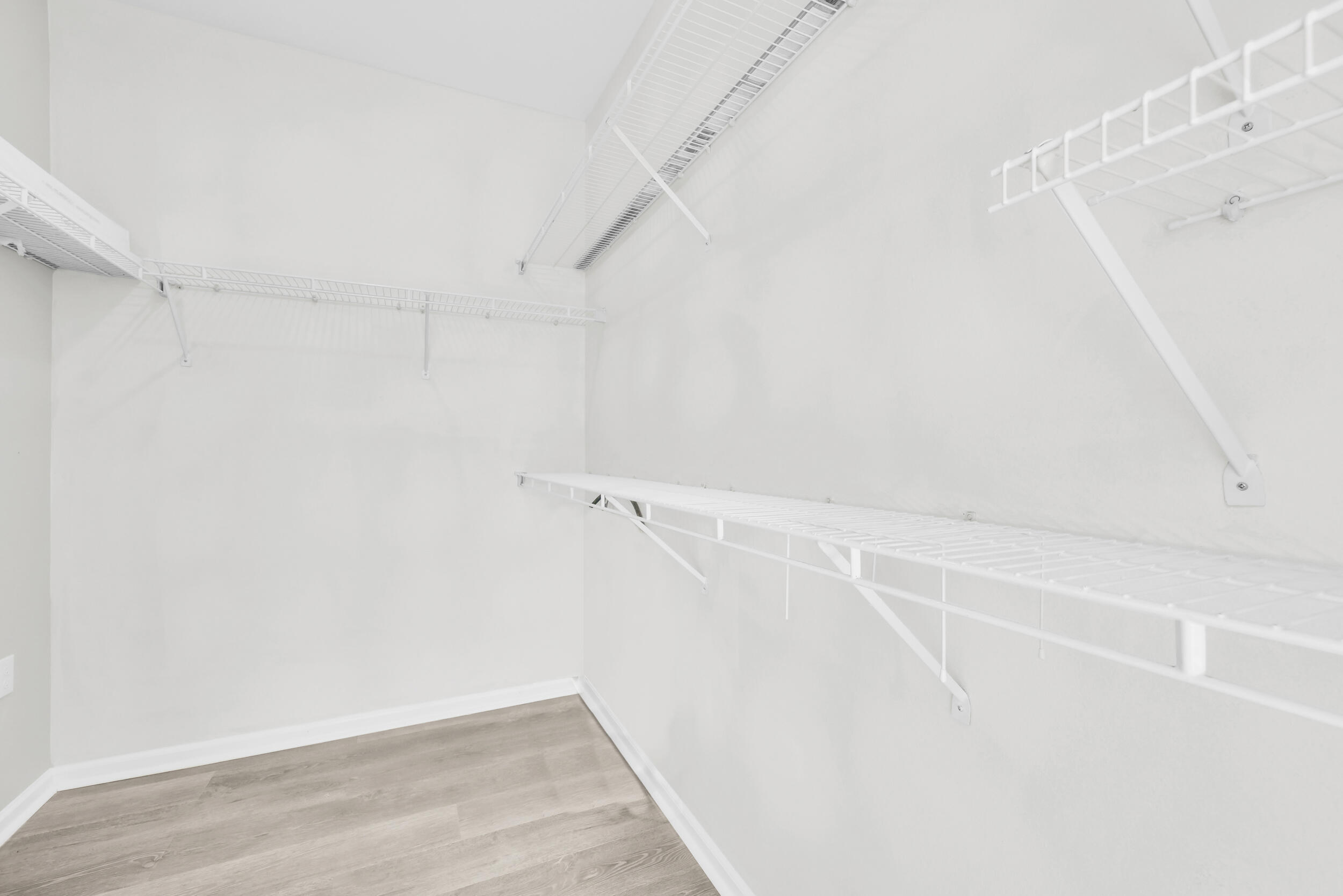 130 River Landing Drive # 7200