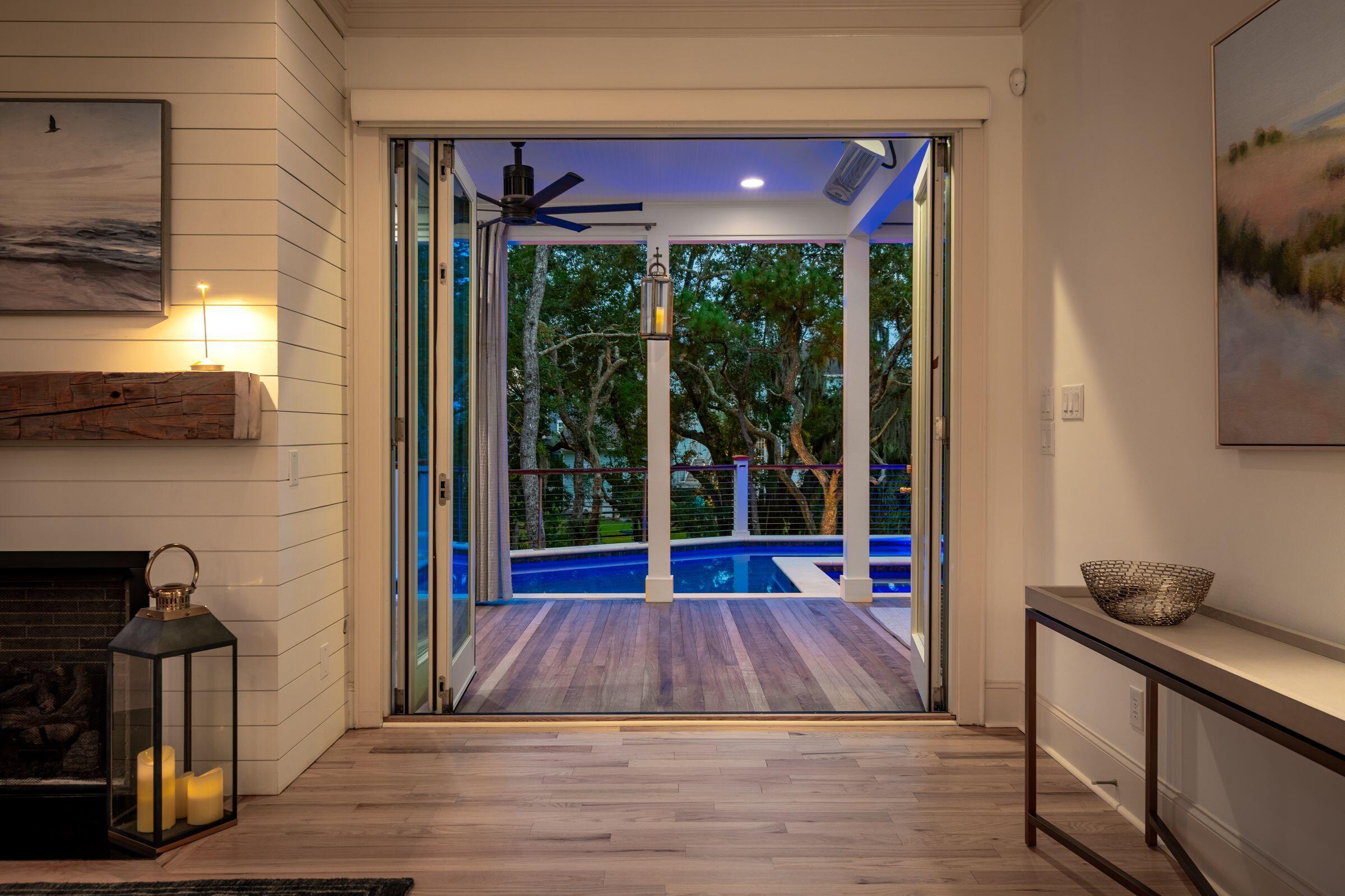 1119 Oak Overhang Street