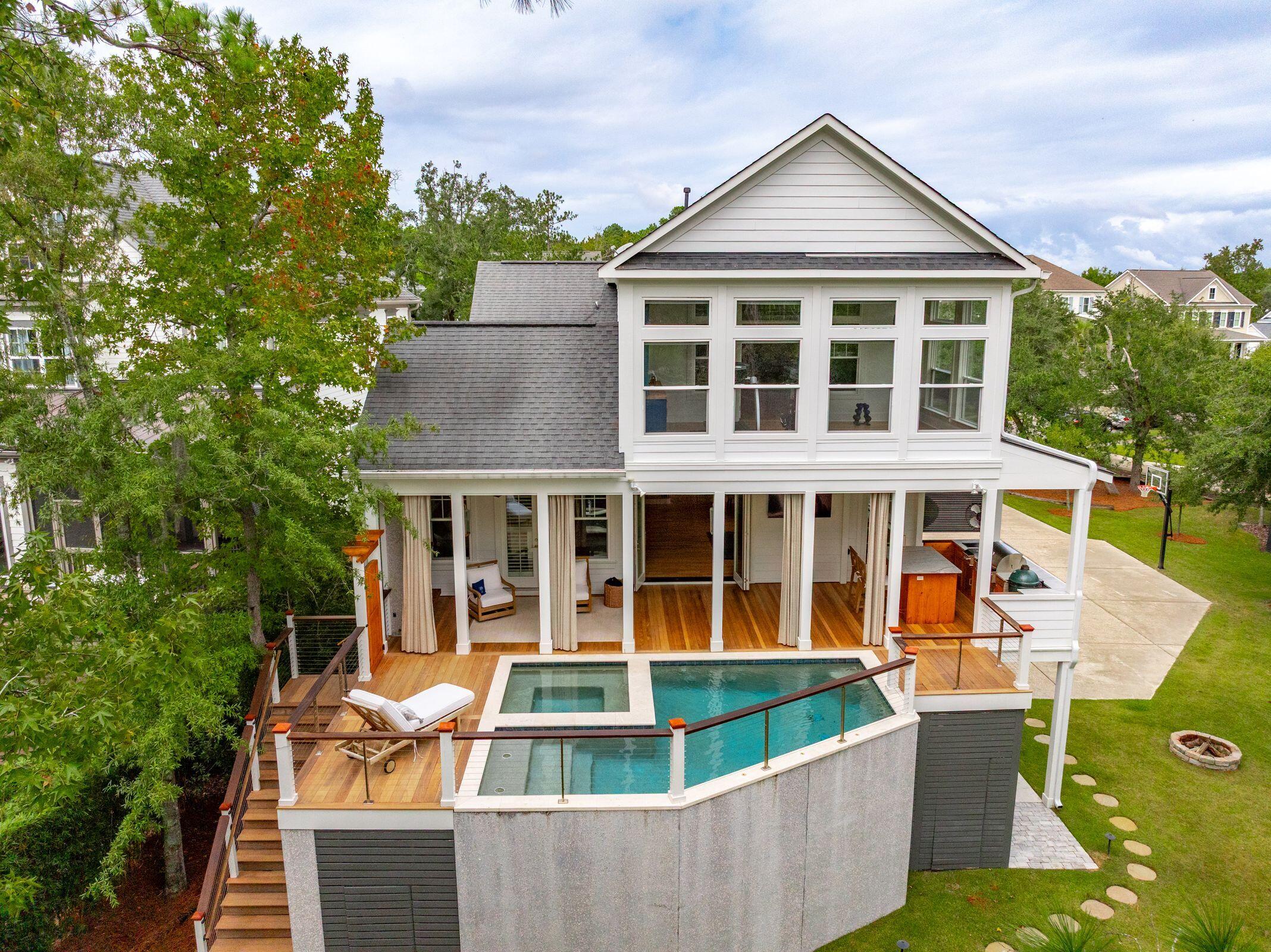 1119 Oak Overhang Street