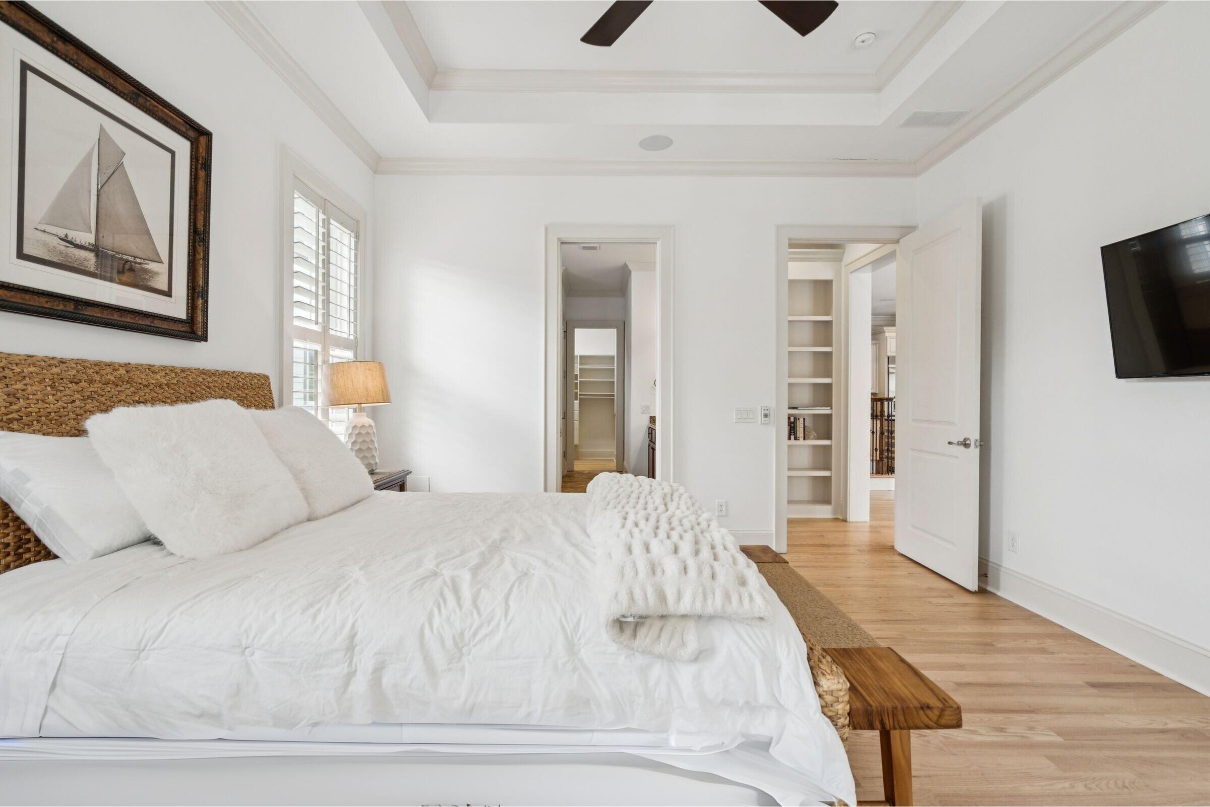 1119 Oak Overhang Street