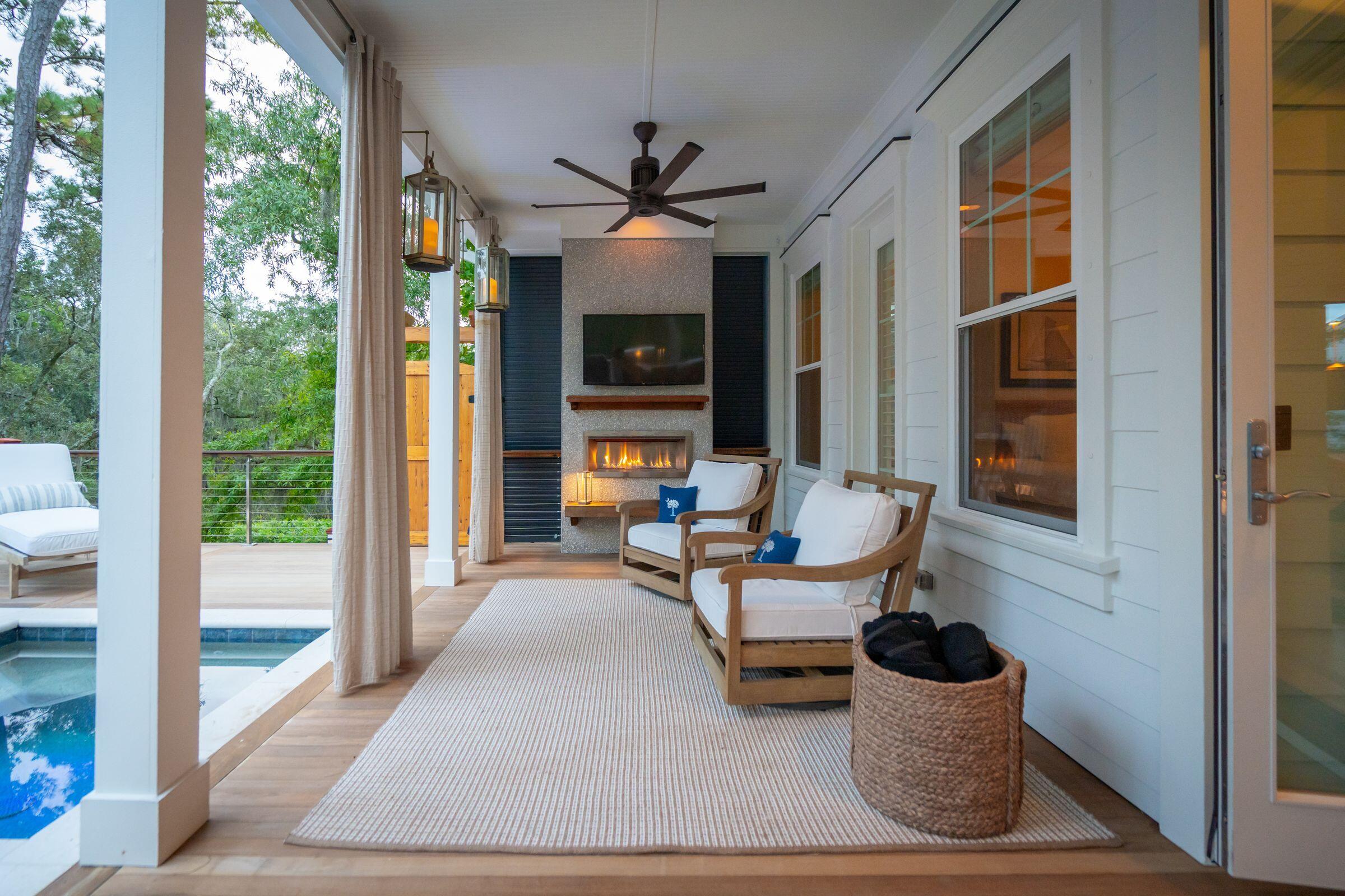 1119 Oak Overhang Street