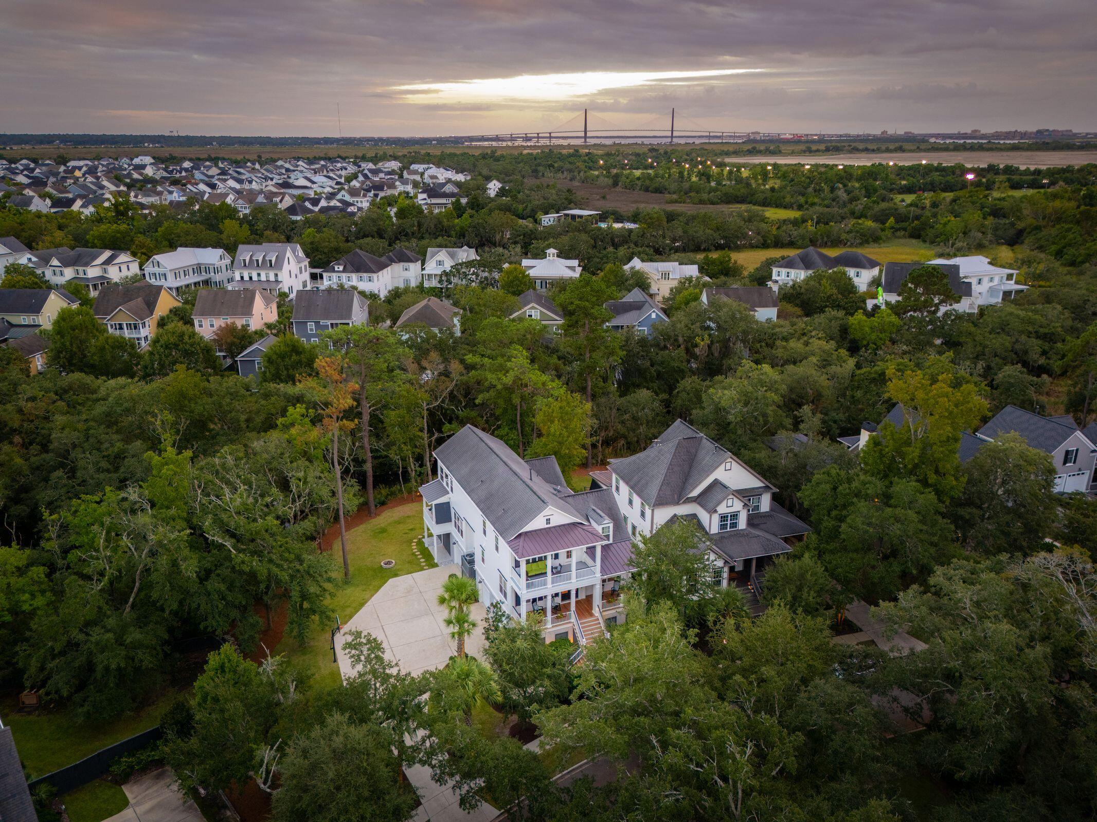 1119 Oak Overhang Street