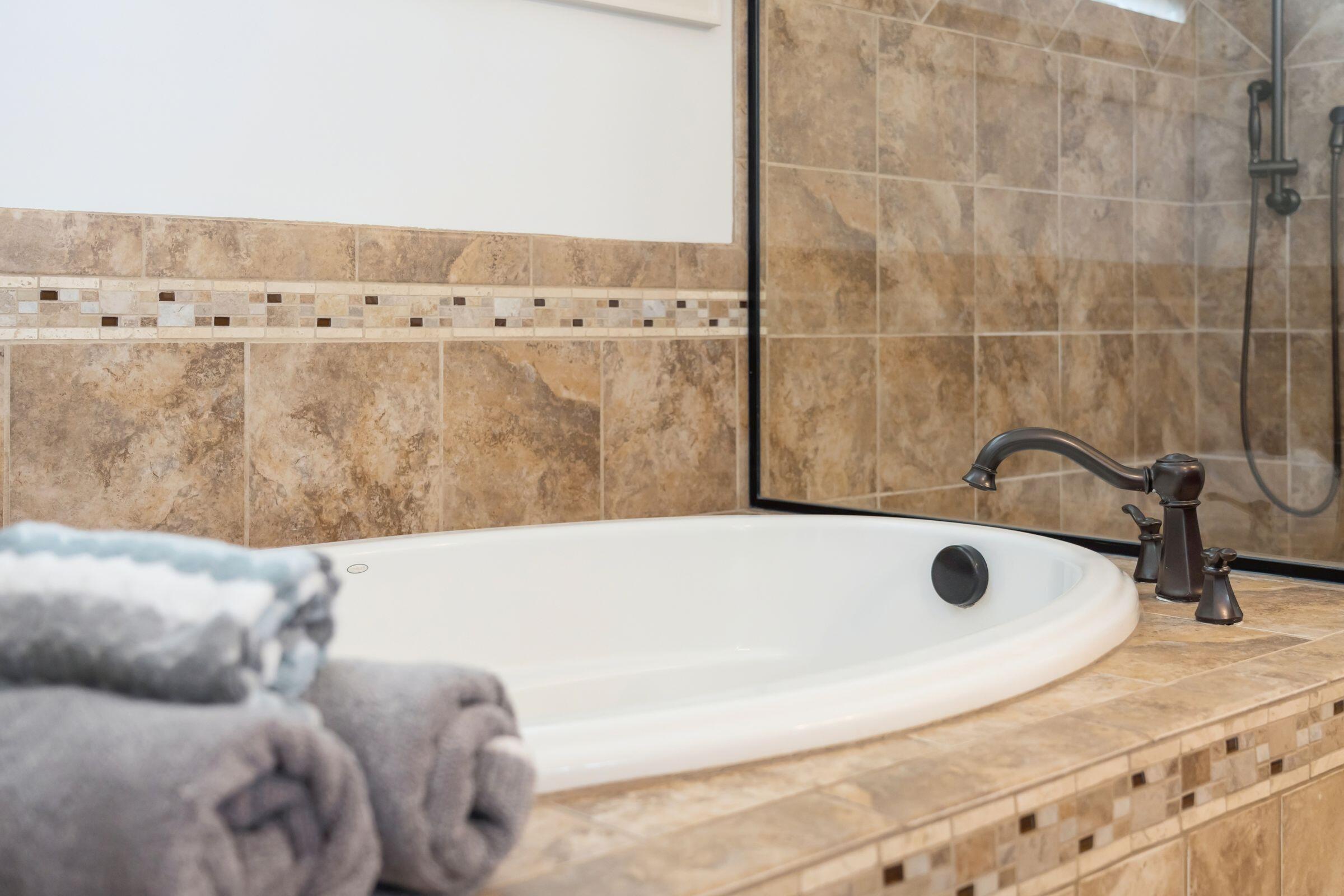 1119 Oak Overhang Street